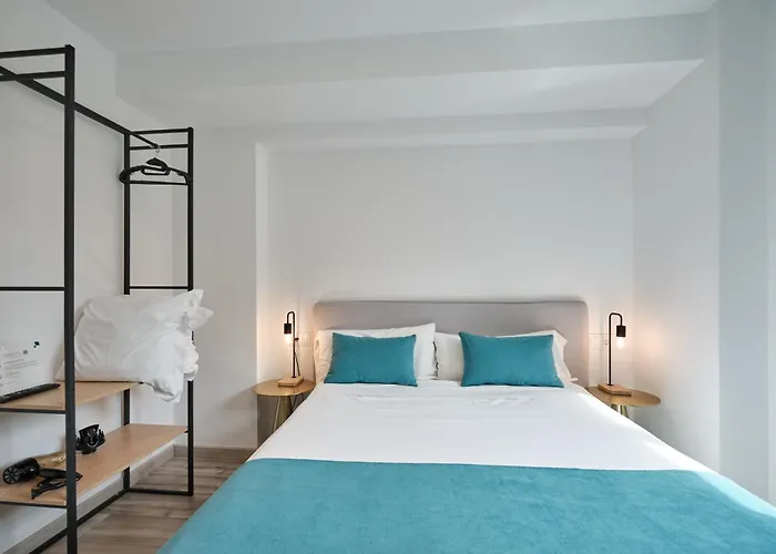 Pombal سانتياغو دي كومبوستيلا