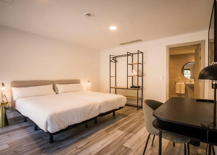 Pombal サンティアゴ・デ・コンポステーラ